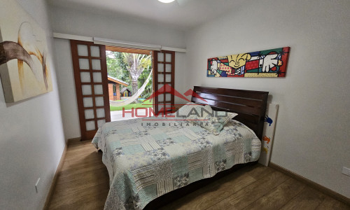 Casa com 2 Suítes e 4 Quartos